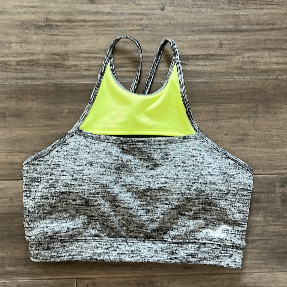Hollister sports top size XS